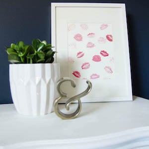 DIY Kisses Wall Art 