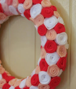 75 DIY Valentine Wreath Ideas - Prudent Penny Pincher