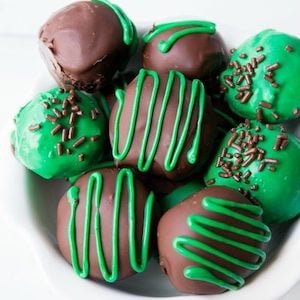 Mint Oreo Truffles St Patrick's Day dessert