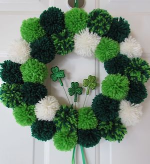 st patrick's day Pom Pom Wreath