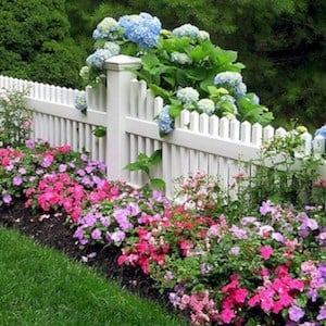  Flower backyard Landscaping Border Along Fence