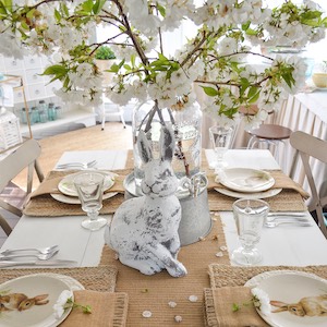 Spring Cottage Farmhouse Easter Table Centerpiece