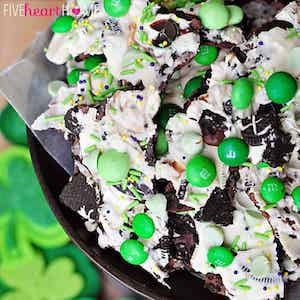 Leprechaun Bark Dessert for st patrick's day