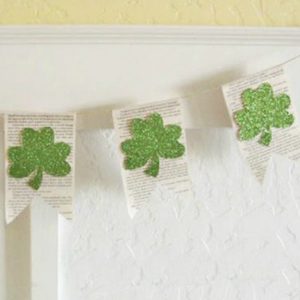 Glitter Shamrock Banner