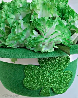 DIY St Patrick’s Day Centerpiece