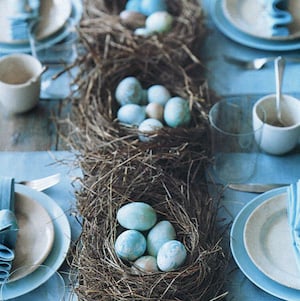 Simple Bird Nest Easter Table Decorations 