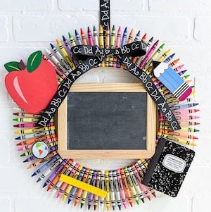 Crayon Wreath Back to School Craft