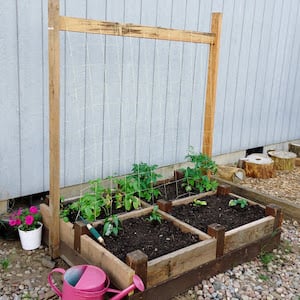 Jardín elevado de bricolaje con enrejado