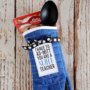 Oven Mitt Baking Gift for teacher