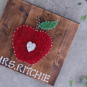 DIY Apple String Art