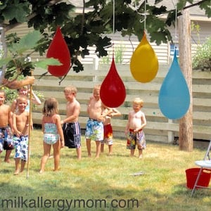 Juegos de fiesta de agua en el patio trasero