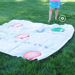 Frisbee Tic Tac Toe Backyard Game