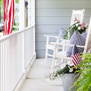 outdoor 4th of July Porch Decorations