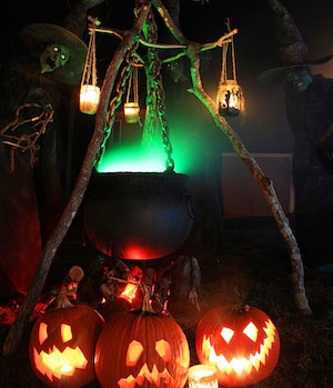witches Brew Scary halloween decoration