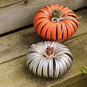 Mason Jar Lid Pumpkin