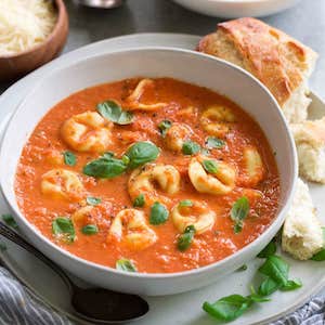 Tomato Basil Tortellini Soup