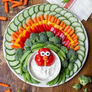 Thanksgiving Turkey Veggie Tray Appetizer
