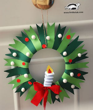 Christmas Paper Wreath craft for kids