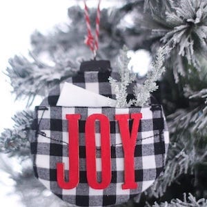 Buffalo Plaid Christmas Ornament with A Pocket