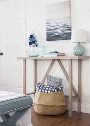 coastal sofa table decorating idea