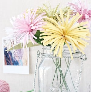 Beautiful Paper Spider Mums