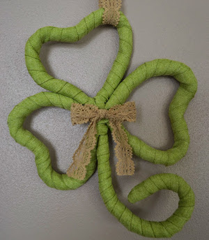 shamrock door hanger