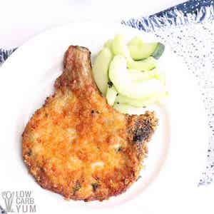 keto air fryer Pork Chops Breaded with Pork Rinds