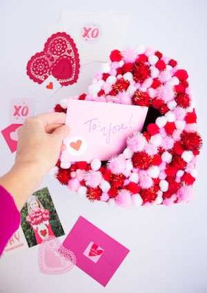 pom pom valentine box