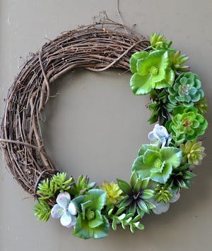 succulent wreath home decor DIY