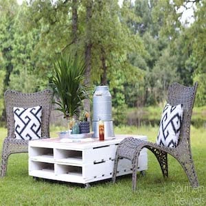 DIY Pallet Coffee Table