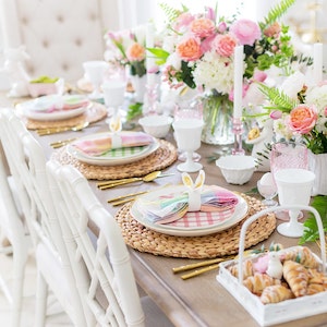 Colorful Pastel easter Table decor