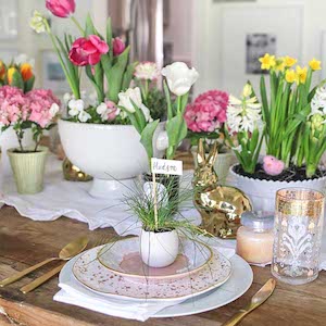 Fresh flower Easter Table