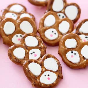 easter Bunny Pretzels treats