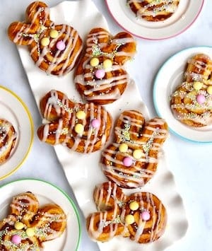 bunny cinnamon rolls