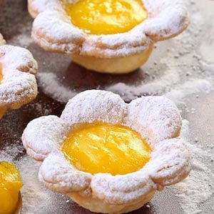 Flower Mini Lemon Curd Tarts