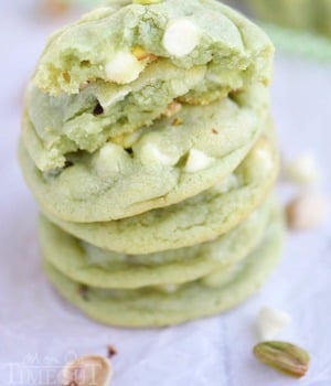 Pistachios and White Chocolate Pudding Cookies