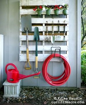 Outdoor Pallet Storage