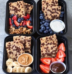 To-Go Oatmeal Squares with Chocolate Chips meal prep for breakfast