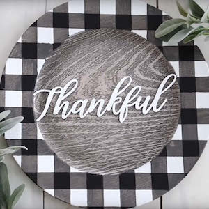 DIY buffalo check farmhouse thankful sign home decor idea