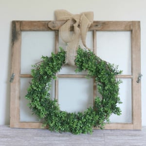 DIY Boxwood farmhouse Wreath