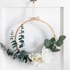 Embroidery Hoop Farmhouse Wreath With Faux Eucalyptus & White Flowers