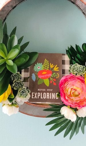 Summer Succulent Metal Farmhouse Wreath DIY