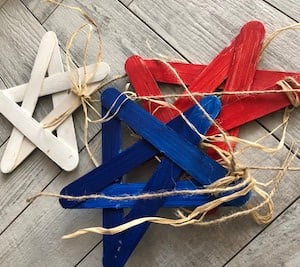 DIY Star Popsicle Garland 4th of July craft for kids