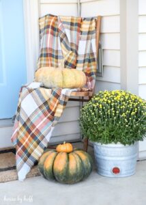 100 Cheap and Easy Fall Porch Decor Ideas - Prudent Penny Pincher