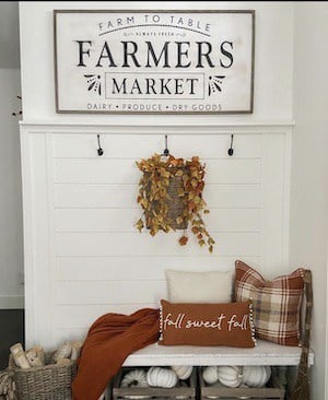 farmhouse fall entryway