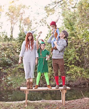 DIY Peter Pan and the lost boys halloween Costumes for family