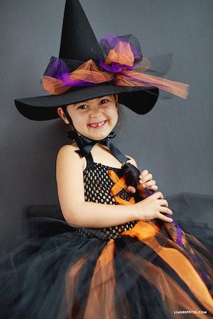 DIY Witch Halloween Costume for Kids