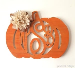 60 Wood DIY Fall Decor Ideas - Prudent Penny Pincher