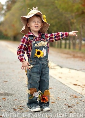 easy DIY Scarecrow Costume