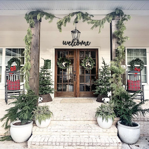 Farmhouse Christmas Front Porch